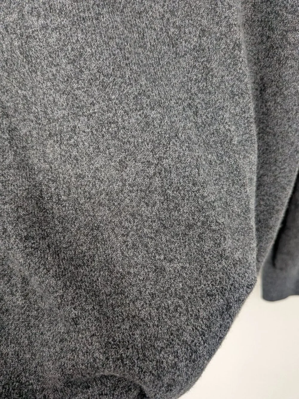 Banana Republic Silk Blend V Neck Sweater Old Money Minimalist Pullover XLarge